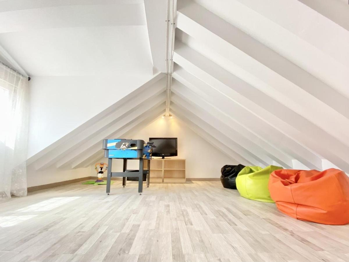 Charming Puerta Del Sol Iii Apartament